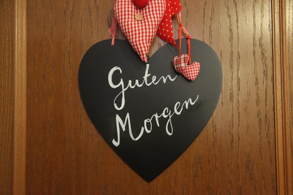 Haus Jutta Hotel Goessweinstein Exterior photo